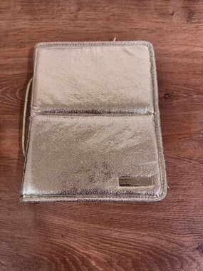 Sephora Gold Metallic Travel makeup brush Case
